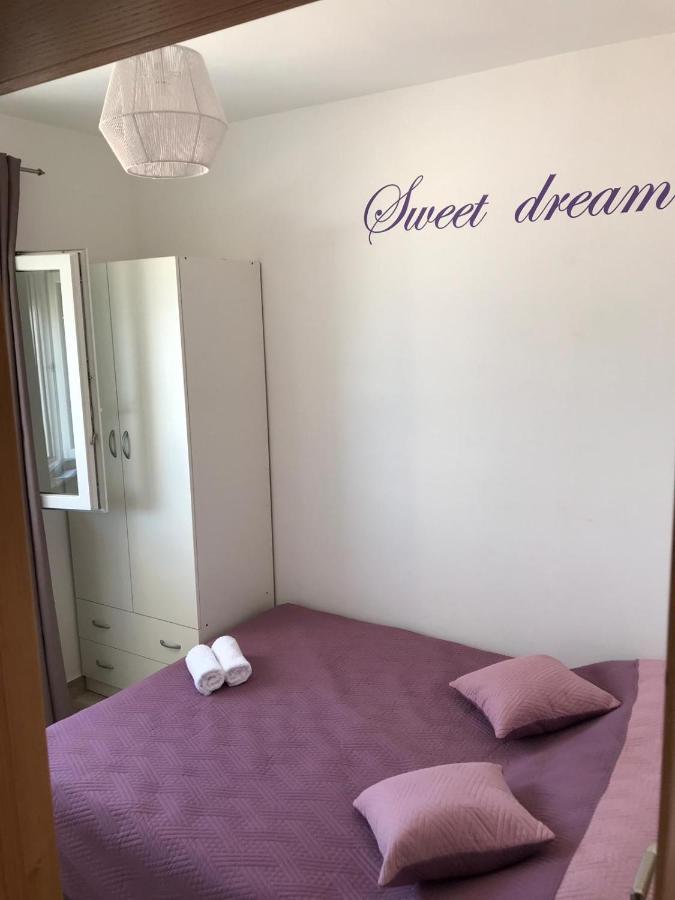 Apartmani Malis Ražanj Eksteriør bilde