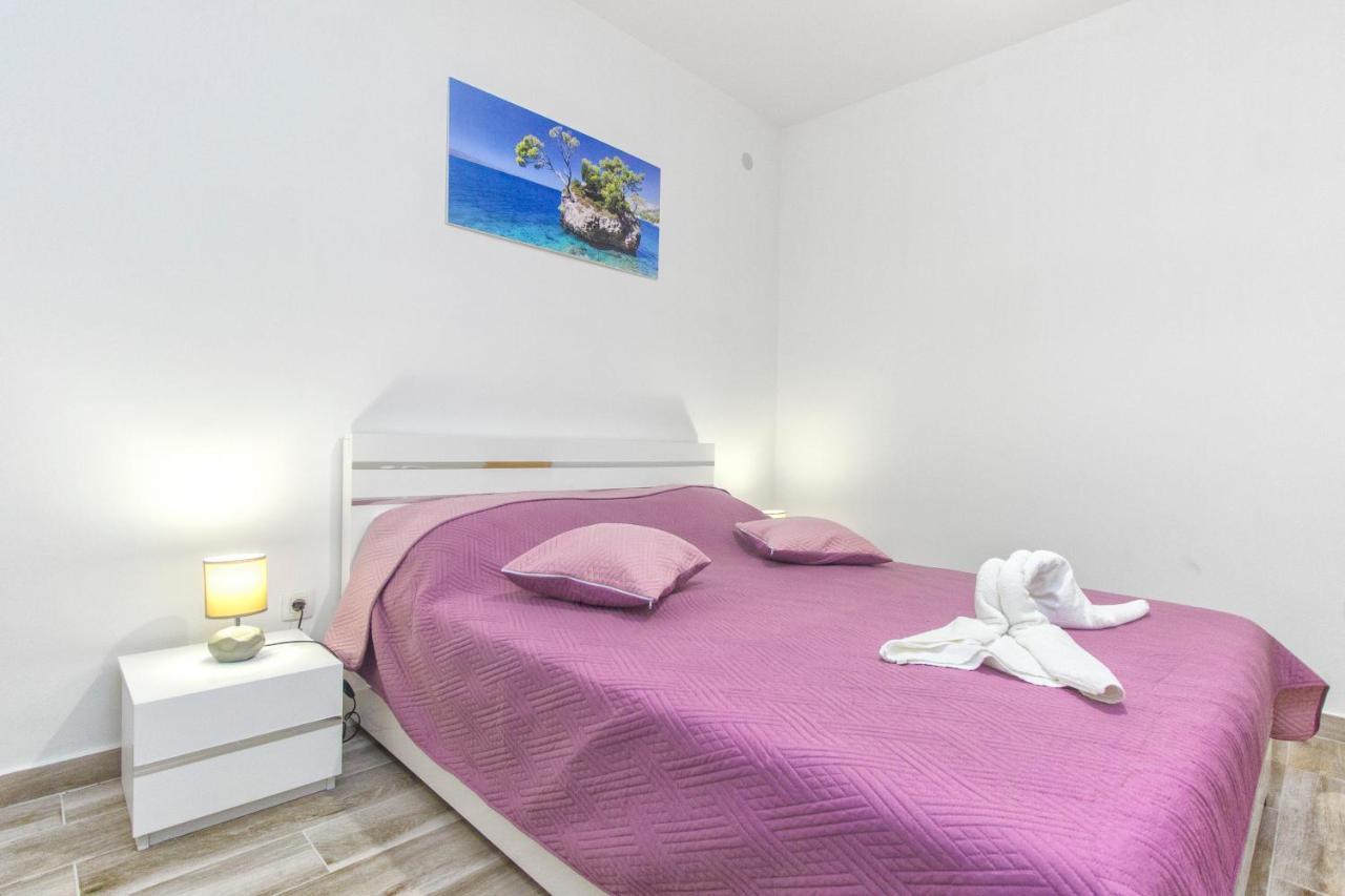 Apartmani Malis Ražanj Eksteriør bilde