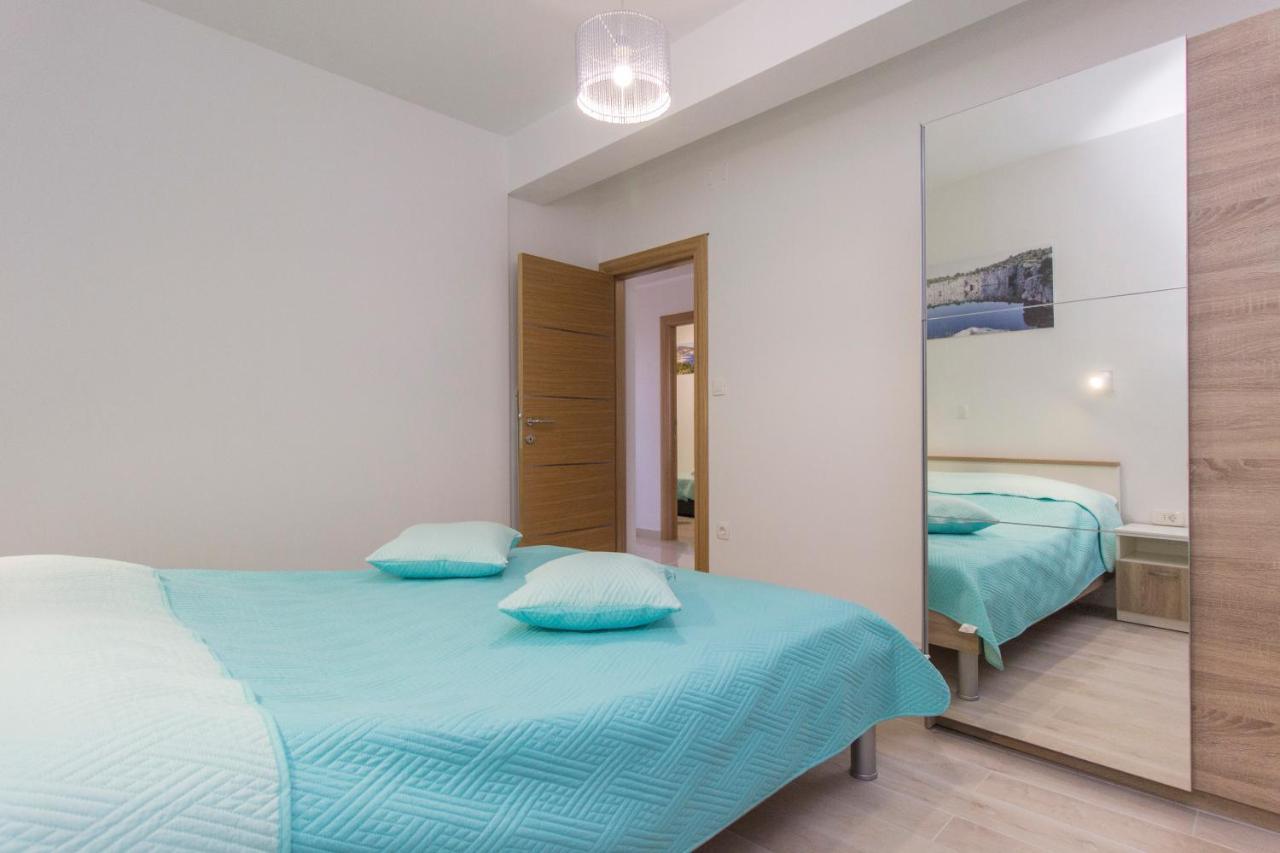 Apartmani Malis Ražanj Eksteriør bilde